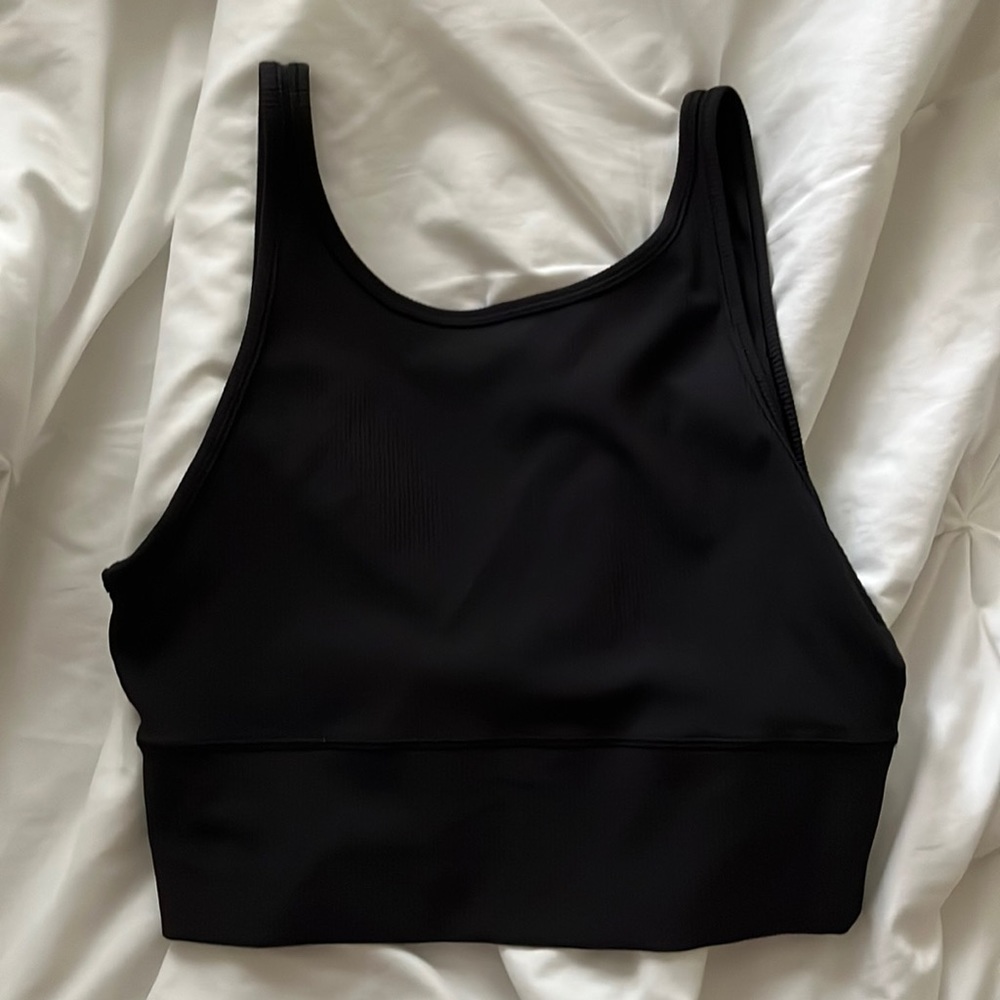 Lululemon power pivot tank